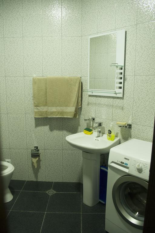 Mindia'S Two Bedroom Apartment 바투미 외부 사진
